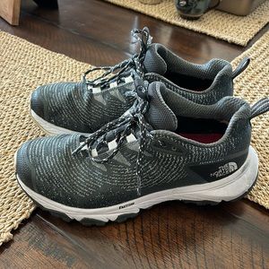 The Northface women’s shoes